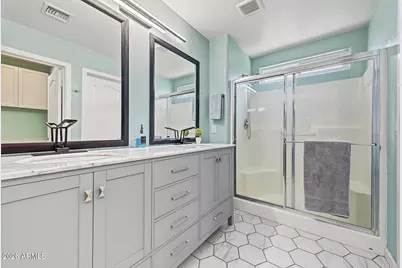 1922 W Burgess Lane, Phoenix, AZ 85041 - Photo 21