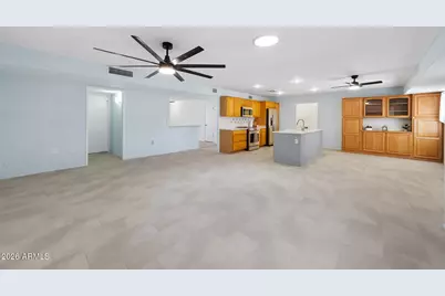 10339 W Prairie Hills Circle, Sun City, AZ 85351 - Photo 13
