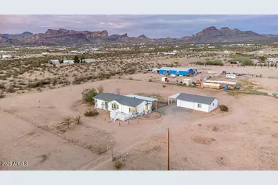 1097 S Egar Road, Golden Valley, AZ 86413 - Photo 17