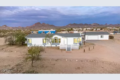 1097 S Egar Road, Golden Valley, AZ 86413 - Photo 13