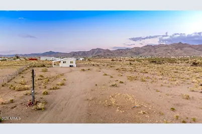 3868 W Abrigo Drive, Golden Valley, AZ 86413 - Photo 15