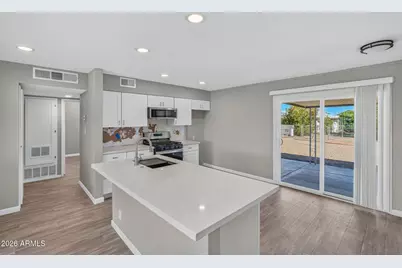 12407 N Pebble Beach Drive, Sun City, AZ 85351 - Photo 15