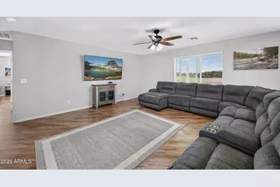 21412 E Channemaybell Lane, Florence, AZ 85132 - Photo 15