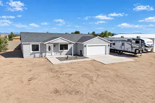 21412 E Channemaybell Ln, Florence, AZ 85132 - Photo 1