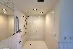 3401 W St Moritz Ln, Phoenix, AZ 85053 - Photo 19