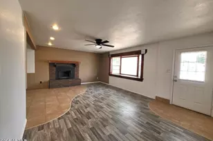 3401 W St Moritz Ln, Phoenix, AZ 85053 - Photo 9