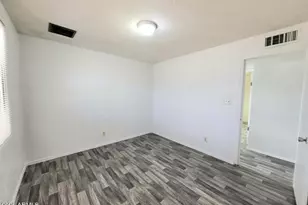 3401 W St Moritz Ln, Phoenix, AZ 85053 - Photo 23