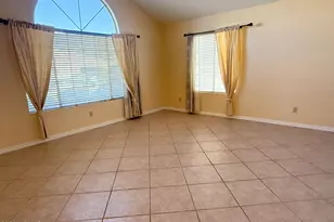 694 N Longmore St, Chandler, AZ 85224 - Photo 3