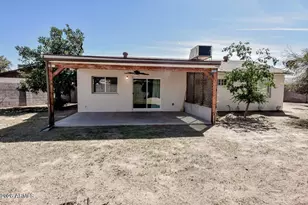 2702 E Aster Dr, Phoenix, AZ 85032 - Photo 13
