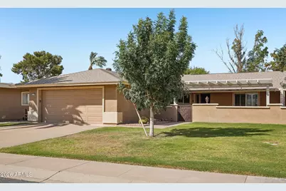 9530 W Oak Ridge Drive, Sun City, AZ 85351 - Photo 1