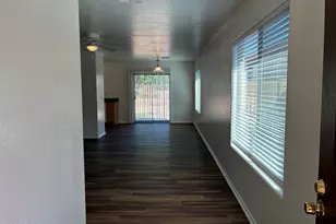 3136 W Alta Vista Rd, Phoenix, AZ 85041 - Photo 5