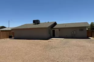 684 E Laredo St, Chandler, AZ 85225 - Photo 15