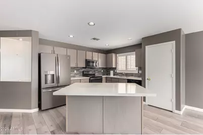 7685 N 51st Lane, Glendale, AZ 85301 - Photo 11