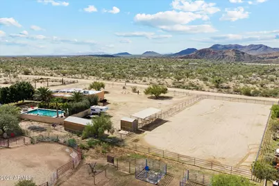 27036 W Rising Star Way, Morristown, AZ 85342 - Photo 33