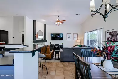 15276 W Laurel Lane, Surprise, AZ 85379 - Photo 17