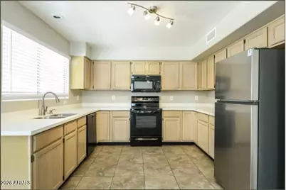 9145 W Evans Drive, Peoria, AZ 85381 - Photo 7