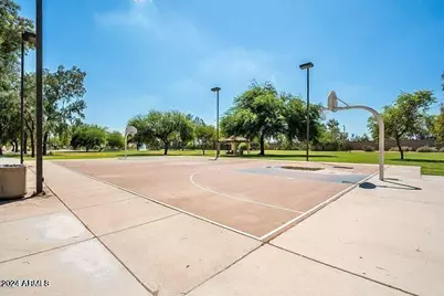 7942 W Kimberly Way, Glendale, AZ 85308 - Photo 23