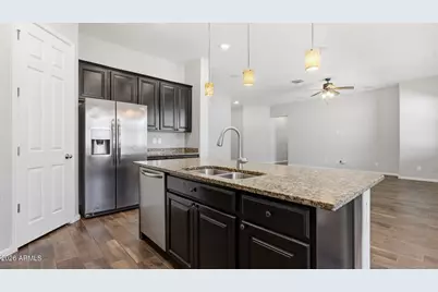 23422 N 167th Lane, Surprise, AZ 85387 - Photo 9