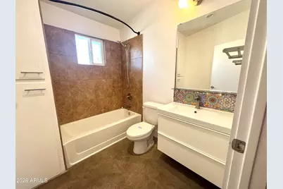 706 E Whitton Avenue, Phoenix, AZ 85014 - Photo 17