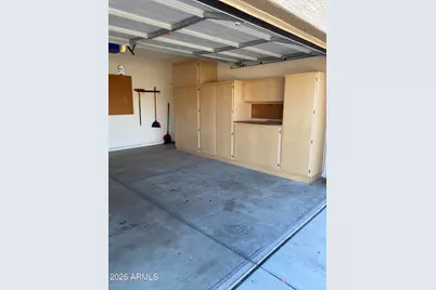 17645 W Lundberg Street, Surprise, AZ 85388 - Photo 7