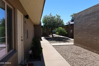 320 N 52nd Street, Phoenix, AZ 85008 - Photo 9