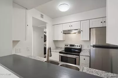 1346 E Mountain View Road #206, Phoenix, AZ 85020 - Photo 7