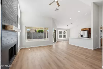 691 E Stottler Place, Chandler, AZ 85225 - Photo 3