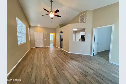 1425 S Lindsay Road #5, Mesa, AZ 85204 - Photo 5