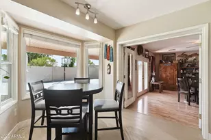 301 E Helena Dr, Phoenix, AZ 85022 - Photo 9