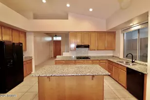 13614 N 12th Pl, Phoenix, AZ 85022 - Photo 7