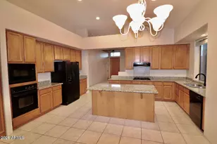 13614 N 12th Pl, Phoenix, AZ 85022 - Photo 11
