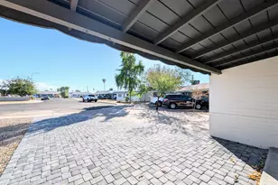 121 N Flint Cir, Mesa, AZ 85201 - Photo 9