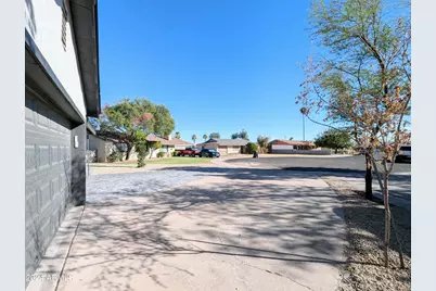 121 N Flint Circle, Mesa, AZ 85201 - Photo 5