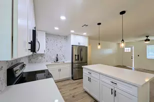121 N Flint Cir, Mesa, AZ 85201 - Photo 17