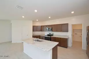 606 E Elm Ln, Avondale, AZ 85323 - Photo 3
