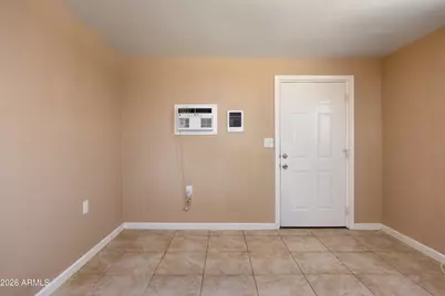 2501 W Belmont Avenue #4, Phoenix, AZ 85051 - Photo 5