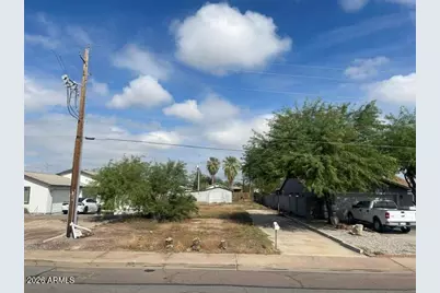 208 E Centre Avenue #8, Buckeye, AZ 85326 - Photo 1
