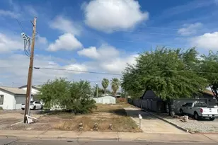 208 E Centre Ave, Buckeye, AZ 85326 - Photo 1