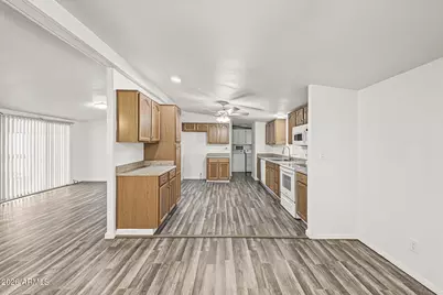 2650 W Union Hills Drive #54, Phoenix, AZ 85027 - Photo 9