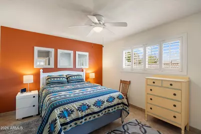 5525 E Thomas Road #P8, Phoenix, AZ 85018 - Photo 11