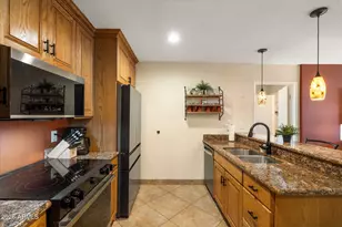 5525 E Thomas Rd, Phoenix, AZ 85018 - Photo 9