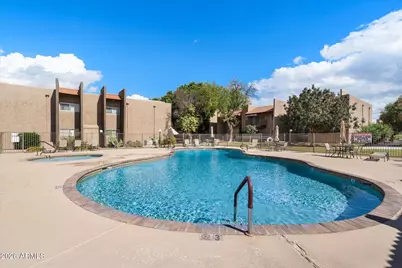 5525 E Thomas Road #P8, Phoenix, AZ 85018 - Photo 23