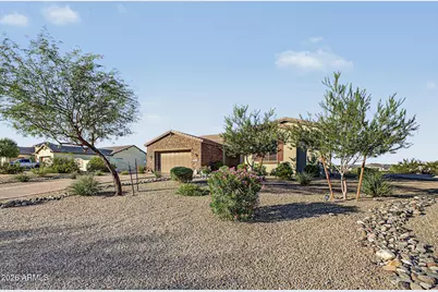 19232 W Echo Lane, Waddell, AZ 85355 - Photo 7