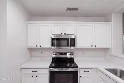 16819 W Statler Street, Surprise, AZ 85388 - Photo 15