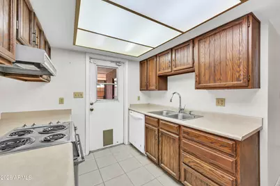 939 N Revere Street, Mesa, AZ 85201 - Photo 17