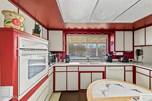581 W Park Ave, Chandler, AZ 85225 - Photo 7
