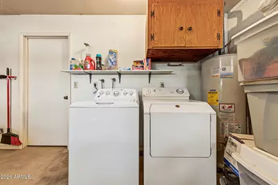 581 W Park Avenue, Chandler, AZ 85225 - Photo 23