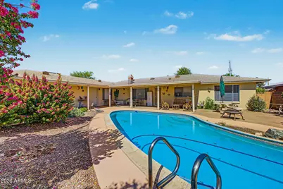 581 W Park Avenue, Chandler, AZ 85225 - Photo 29