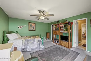 581 W Park Ave, Chandler, AZ 85225 - Photo 17