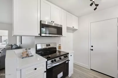 4322 E Carson Road, Phoenix, AZ 85042 - Photo 13